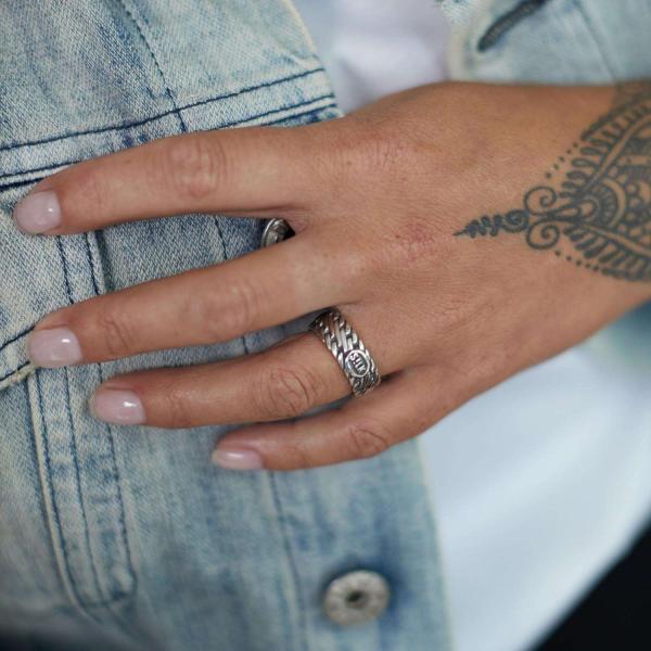 161 Ring Female WEAVE Collection