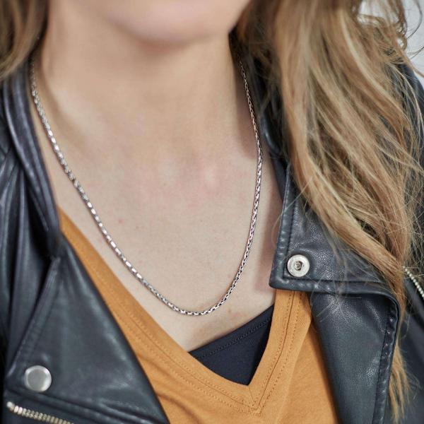 169 Collier Female FOX Collection