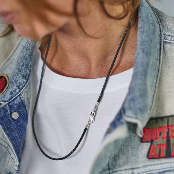 179BLK Collier Black Female ROOTS Collection