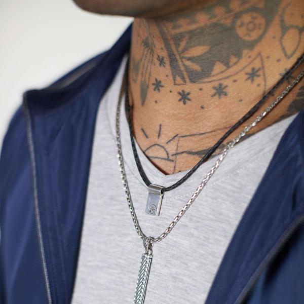 183BLK Collier Black Male CHEVRON Collection