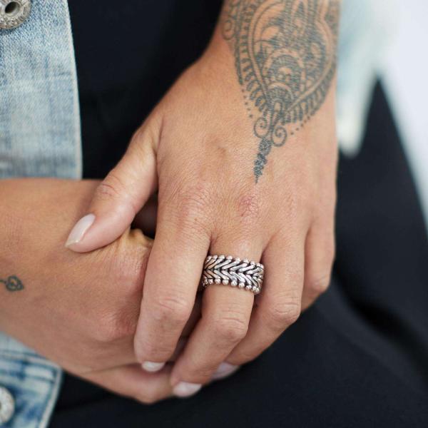 201 Ring Female CLASSIC CHEVRON Collection