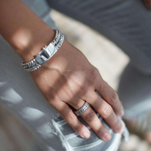 239 Ring Female INFINITE Collection