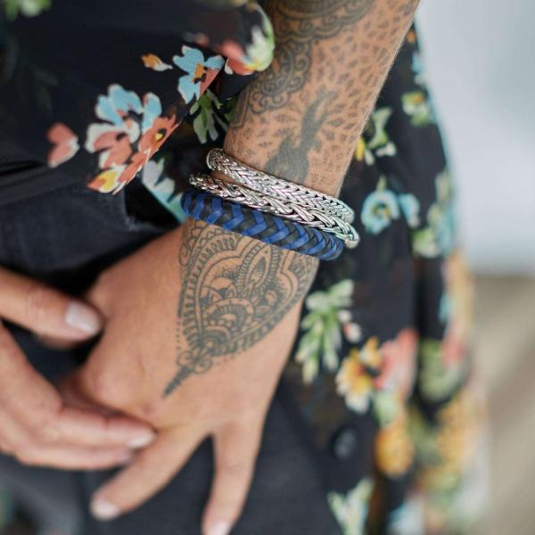 326BBU Bracelet Black-Blue Female ARCH Collection