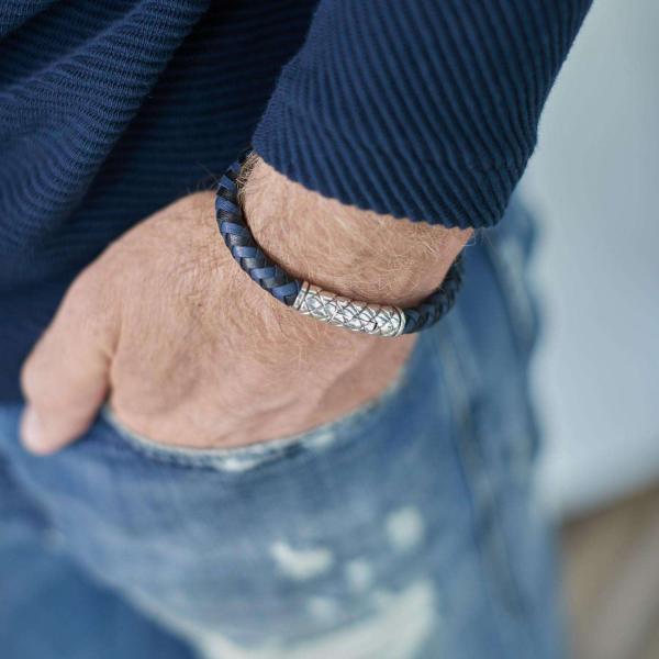 423 Bracelet  Black/Blue Male CROSSLINE Collection