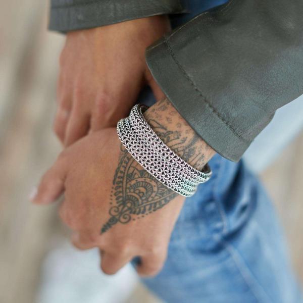 737 Bracelet Female ROOTS Collection