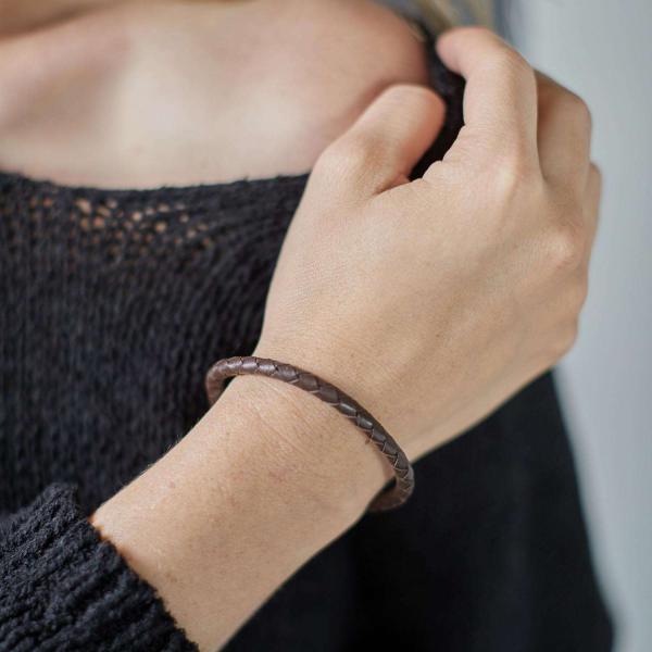 830BRN Bracelet Brown Female ROOTS Collection