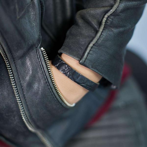 841BKC Bracelet Black Croco Female ALPHA Collection