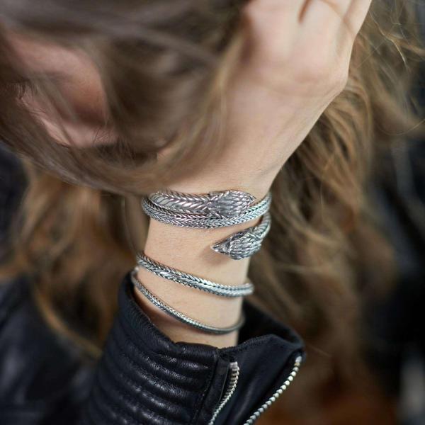 S31 Eagle Bracelet Female